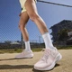 Кроссовки женские Nike W Revolution 7 35.5 Розовый FB2208-600 - изображение 10