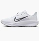 Кросівки жіночі Nike Quest 6 38 Білий FD6034-100 - зображення 1