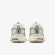 Кроссовки женские Nike Wmns Air Max Moto 2K Pale Ivory / Metallic Silver 41 Бежевый HQ2056-108 - изображение 8
