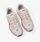 Кроссовки женские Nike P-6000 Casual 40.5 Бежевый CD6404-015 - изображение 4