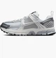 Кросівки жіночі Nike Zoom Vomero 5 Gs 37.5 Сріблястий HF6998-002 - зображення 1