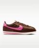 Кроссовки женские Nike Cortez Textile 42 Коричневый DZ2795-203 - изображение 3