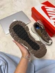 Кросівки Nike Air Zoom Vomero Roam Light Bone 36 - зображення 7