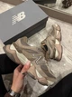 Кросівки New Balance 9060 Mushroom Timberwolf 36 - зображення 1
