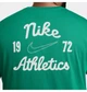 Футболка чоловіча Nike Sportswear XS Зелений FV3772-365 - зображення 8