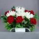 Ритуальная композиция GALA DECOR из 8 искусственных бархатных красных роз и белых хризантем в кашпо 50х40 см - изображение 1