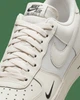 Кроссовки унисекс Nike Air Force 1 '07 Lv8 42 IM6002-030 - изображение 7