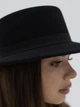 Шляпа шерстяная женская канотье D.Hats цвет черный - изображение 4