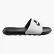 Тапочки мужские Nike Victori One 42.5 Комбинированный CN9675-005 - изображение 1