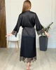 Халат женский длинный шелковый с кружевом Черный Maybel S 524/1 (3699_1) - изображение 8