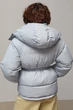Стьобана куртка з поясом та капюшоном - сірий колір, ONE SIZE - зображення 2