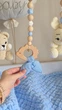 Підлоговий мобіль BABY GYM з іграшками, стійка Монтессорі, тренажер для немовлят, Лісовий, молочний зайчик і бежевий ведмедик - зображення 6