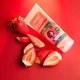 Гель 2 в 1 для мытья лица и тела Delia Fruit Me Up! питательный с ароматом клубники 200мл - изображение 3
