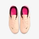 Бутси підліткові Nike Phantom Gx Ii Club Fg/Mg 3Y Периковий,Рожевий FJ2600-800 - зображення 4