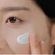 SKIN 1004 Крем сонцезахисний Madagascar Centella Hyalu-Cica Water-Fit Sun Serum SPF 50+ PA++++ 50 мл - изображение 5