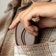 Грелка для рук с аккумулятором Proove HeatBean Hand Warmer нагрев 40 45 53 °C 2500mAh USB 5V до 13 часов работы мини обогреватель карманный от холода Brown - изображение 10