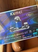 Чоловічий набір для гоління Kemei KM-3223 3 в 1 акумуляторна електробритва з тримером для носа та щіткою для очищення - изображение 7