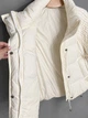 Куртка женская YZY 30790 oversize с вязаными рукавами демисезонная one size молочная - изображение 4