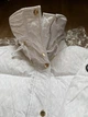 Женская куртка Michael Kors Signature Logo Quilted Puffer Jacket White,S - изображение 6