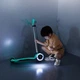 Самокат Micro серии Maxi Deluxe Glow LED - Желейный зеленый - изображение 2