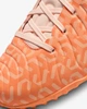 Сороконіжки підліткові Nike Jr. Tiempo Legend 10 Academy Younger/Older Kids' Turf Football Shoes 38 Помаранчевий DZ3187-800 - зображення 7