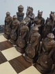 Эксклюзивный набор деревянных шахматных фигур «Рыцари» — резные фигуры в средневековом стиле - изображение 13