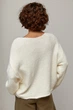 Мохеровый джемпер oversize с широкой горловиной цвет белый размер ONE SIZE FL_003577 - изображение 2