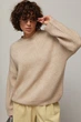 Подовжений в'язаний джемпер oversize колір бежевий розмір ONE SIZE FL_003576 - зображення 5