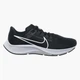 Кросівки для бігу чоловічі Nike Air Zoom Pegasus 38 49.5 Чорно-білий CW7356-002 - зображення 2