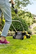 Акумуляторна газонокосарка Karcher LMO 34-18 Dual 18В, ширина косіння 34 см, висота зрізу 25-60 мм. - зображення 9