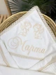 Крестильное полотенце для девочки Family Tradition велюровая махра пике косичка с вышивкой и кружевом 100х100 см белое Марта - изображение 2