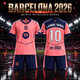 Детская футбольная форма Барселона Barcelona Ламин Ямаль Lamine Yamal №10 2026 розово-синяя, футболка + шорты, размер 24, рост 130–140 см - изображение 1