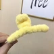 Заколка пушистая Краб для волос Yellow (F39325981) - изображение 3