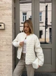 Стьобана жіноча куртка демісезон 281, молочний, one size - зображення 1