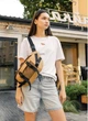 Большая женская поясная сумка бананка из экокожи Sambag DynamicDart бежевая 60521 - изображение 10