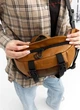 Большая женская поясная сумка бананка из натуральной кожи городская Sambag DynamicDart, рыжая 60510 - изображение 4