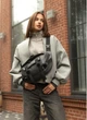 Большая женская поясная сумка бананка из экокожи городская Sambag DynamicDart, графитовая 60504 - изображение 2