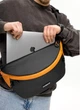 Чоловіча сумка-бананка під ноутбук Sambag Urban Laptop чорно-оранжева текстильна кросс-боді сумка для ноутбука до 14″ 51940 - зображення 10