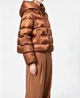 Max Mara – женский пуховик с капюшоном карамельного цвета, М - изображение 2