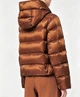 Max Mara – женский пуховик с капюшоном карамельного цвета, М - изображение 4
