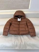 Max Mara – женский пуховик с капюшоном карамельного цвета, М - изображение 8