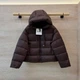 Max Mara – женский пуховик с капюшоном коричневого цвета, М - изображение 10