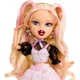 Игровой набор с куклой Bratz серии Stylin' Birthday: Хлоя с футболкой XL (коллекционная кукла) - изображение 4