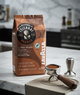Зернова кава Lavazza Tierra Brazil 1010 г натуральна 100% арабіка темне обсмажування ароматна з шоколадними нотками легкою кислинкою для автоматичної кавомашини еспресо лате капучино турки кавоварки - зображення 11