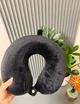 Подушка для путешествий Memory Foam однотонная 32х25х10 см черная - изображение 2