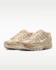 Кросівки жіночі Nike P-6000 36.5 Бежевий IR1215-100 - зображення 5