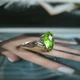 Срібне кільце з хризолітом 3.095ct, вага виробу 2,86 г (60002442) - зображення 5