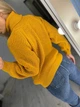 Жіночий вʼязаний светр SONYA, колір Гірчичний розмір One Size - изображение 4