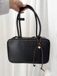 Жіноча сумка Miu Miu Beau Leather Bag 30*18*9 см чорна (Black) з м'якої шкіри, з тисненим логотипом, довгими ручками та декоративним шнурком. - изображение 2