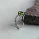 Серебряное кольцо с хризолітом nano 2.285ct, вес изделия 2,16 гр (60002170) - изображение 2